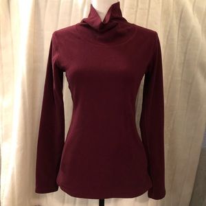 Mountain Hardwear fleece baselayer